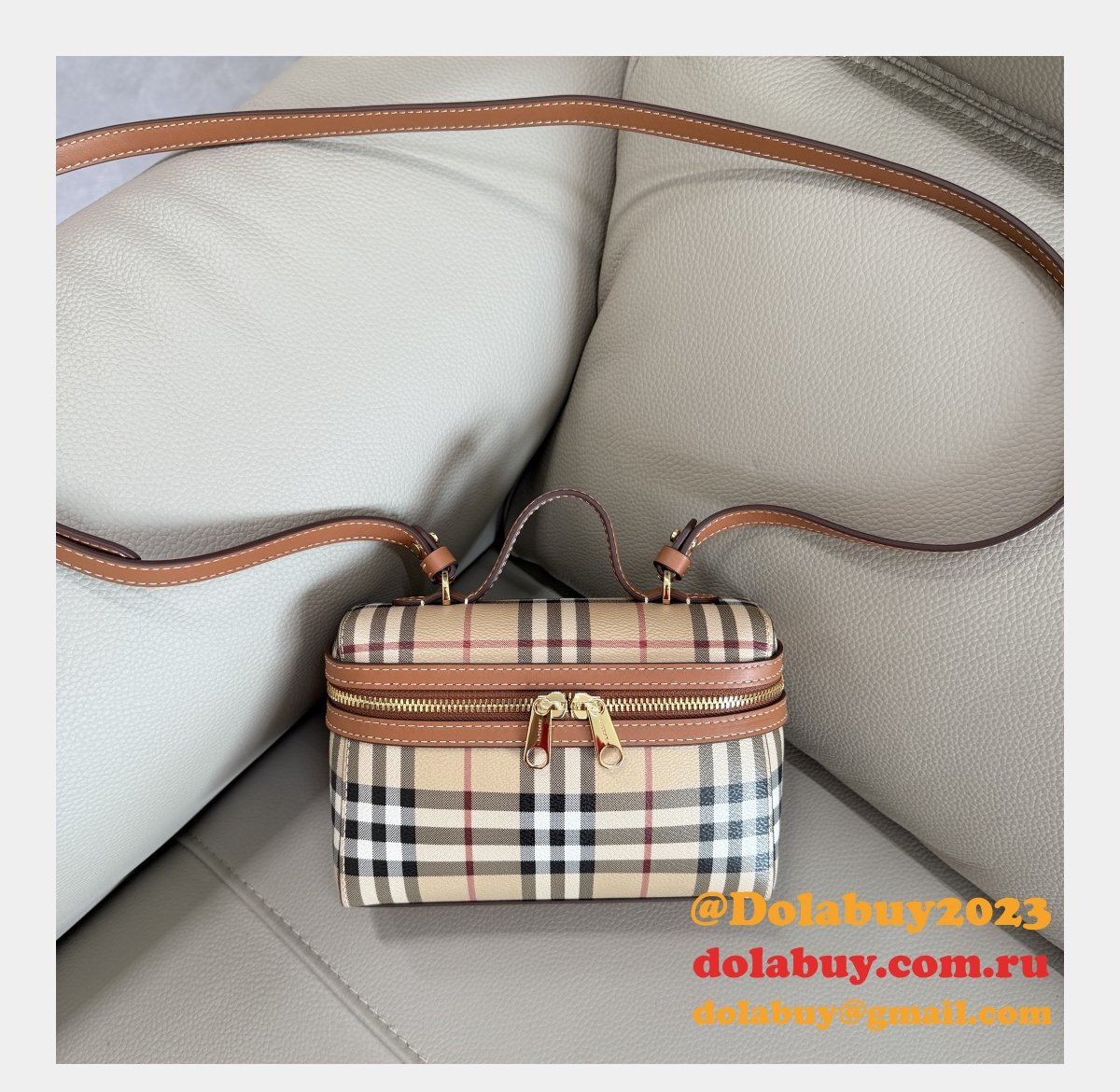 Burberry Fashion 5251 Crossbody Vanity Bag